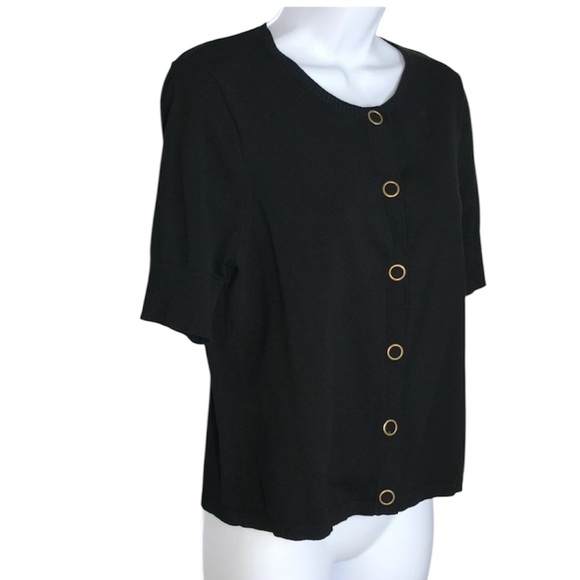 august silk Tops - August Silk Crop S/S Knit Top | Silk Blend | Black | Large